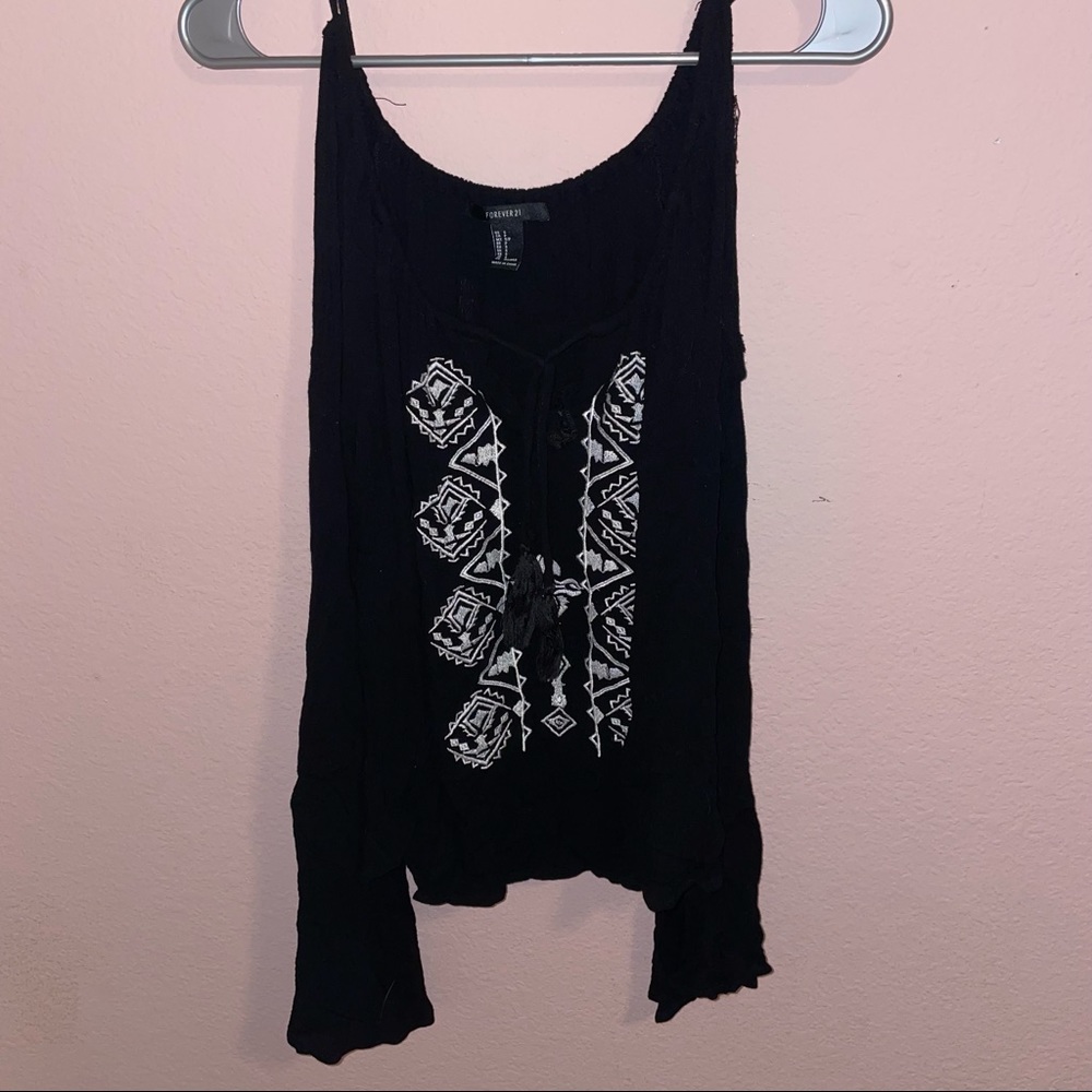 Forever 21 Women’s Shoulder Cutout Long Sleeve